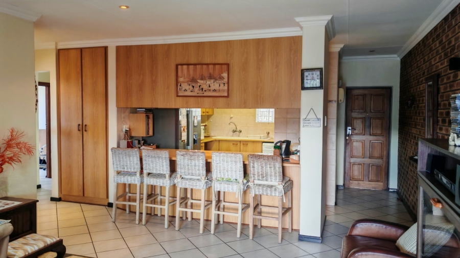 3 Bedroom Property for Sale in Mossel Bay Central Western Cape
